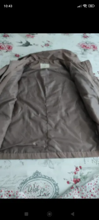 Chaqueta beige mujer