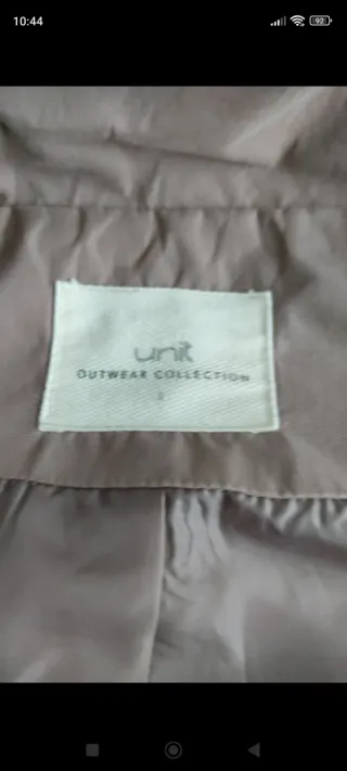 Chaqueta beige mujer