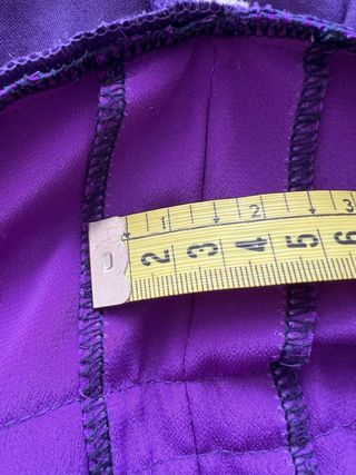 Traje de flamenca morado volantes