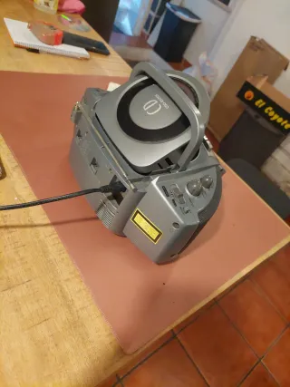 Radio CD Aiwa Portátil Gris