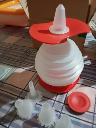 Pallina per decorare dolci e salati .