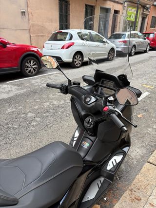 Yamaha Xmax 300 Tech Max