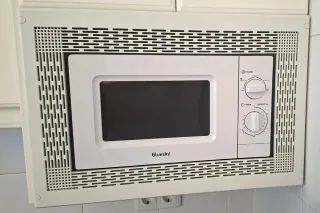 Microondas Bluesky + Marco Integración Orbegozo