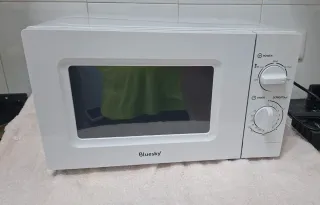 Microondas Bluesky + Marco Integración Orbegozo