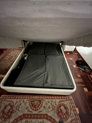 Canapé, colchón y cabecero de cama