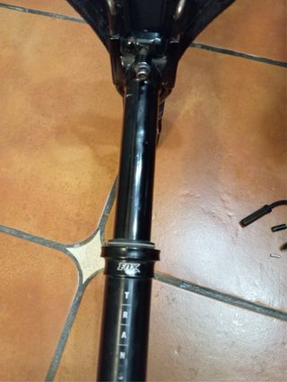 Tija telescópica para bicicleta