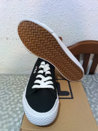 Zapatillas Fila Negras