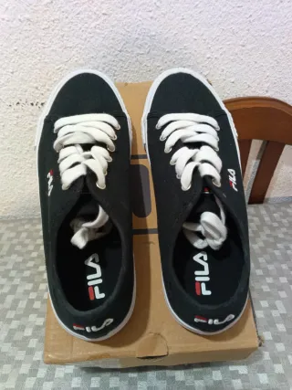 Zapatillas Fila Negras