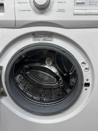 Lavadora LG DirectDrive 7kg A+++ con garantía tran