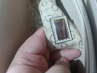 Bolso Guess Beige/Rosa con Neceser