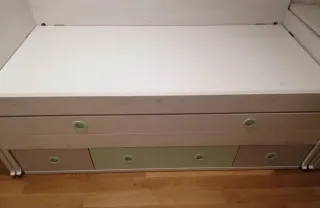 Cama nido con cajones, balda y escritorio