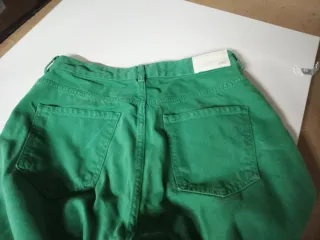Pantalones vaqueros verdes talla 38