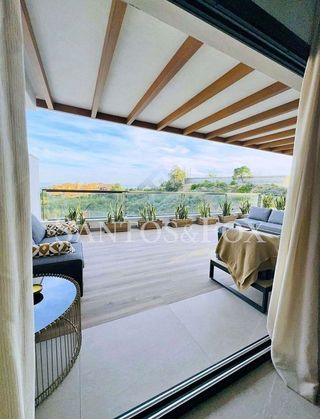 Piso en venta en Los Naranjos - Las Brisas en Marbella