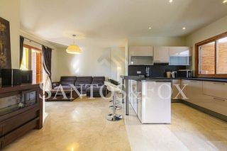 Piso en venta en Los Naranjos - Las Brisas en Marbella