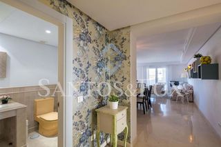 Piso en venta en Los Naranjos - Las Brisas en Marbella