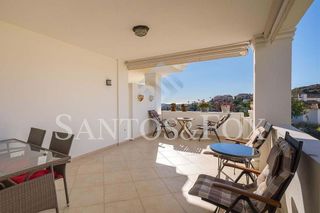 Piso en venta en Los Naranjos - Las Brisas en Marbella