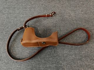 Fondina e cinturino in pelle per Lumix GX80 Marrone