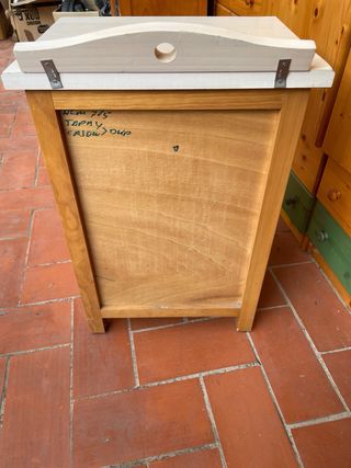 Mesita de noche madera blanca