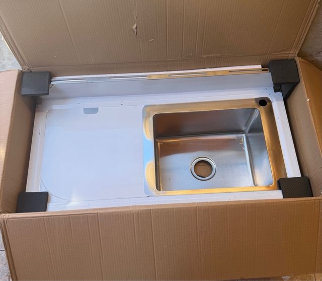 Lavatrice in acciaio inossidabile VEVOR con rubinetto e banco