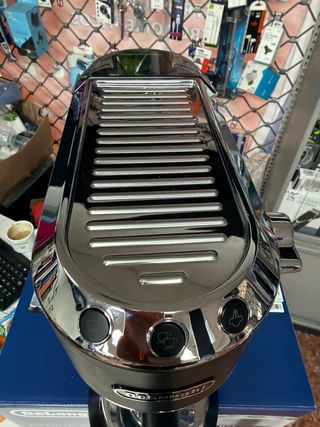 Cafetera DeLonghi Dedica Acero Inox