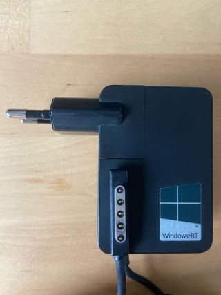 Cargador Microsoft Surface RT Original