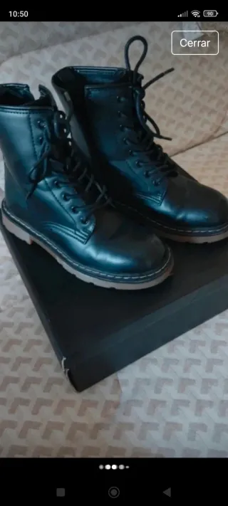 Botas de cordones negras