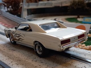 Coche de Slot Pontiac GTO Custom Carrera Evolution