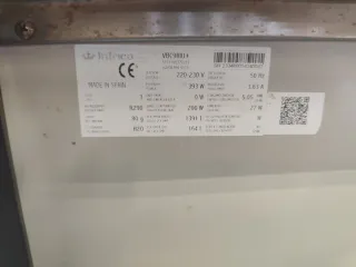 Vitrina nevera con cajón