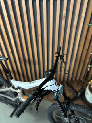 FOCUS JAM2 2025 (Talla M)