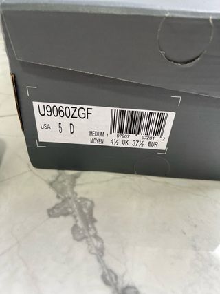 New Balance 9060 Beige/Gris Originales