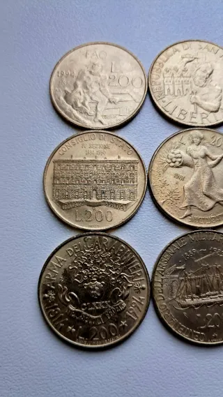 Lotto 9 pezzi Lire 200 Commemorative Italia