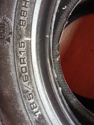 185/60 R15 88H Neumáticos Nuevos
