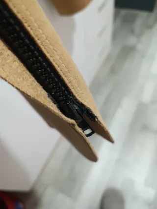 Chaps, chaparra, (polaina western cerrado)