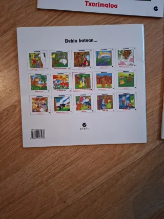 Lote de 6 cuentos Behin batean