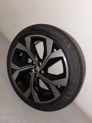 Juego llantas con neumáticos Michelin-NEGOCIABLE