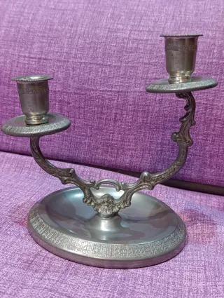 Candelabro de estaño plateado