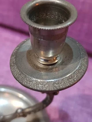 Candelabro de estaño plateado