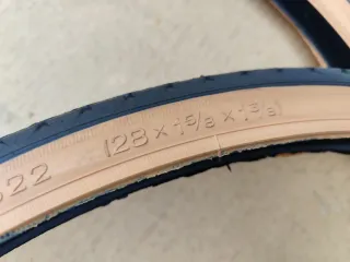 2 Cubiertas de Bicicleta 35/37-622