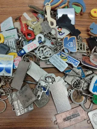 Lote de llaveros antiguos