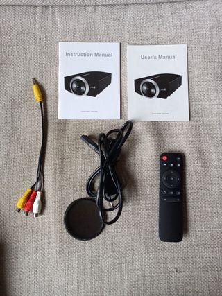 Proyector Artlii Negro