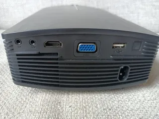 Proyector Artlii Negro