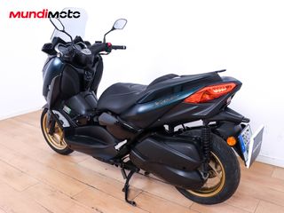 YAMAHA X-MAX 300 TECH MAX