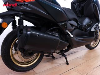 YAMAHA X-MAX 300 TECH MAX