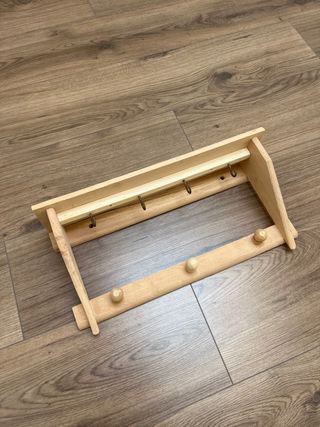 Mensola in legno con ganci