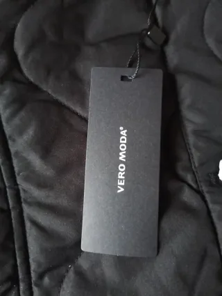 Chaqueta acolchada negra talla L