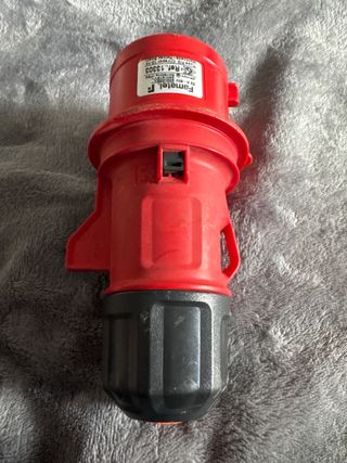 Cabezal CETAC 32A Macho y Hembra  Ambos por 20€