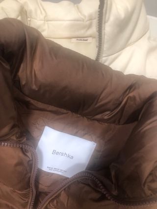 Chalecos Bershka Beige y Marrón