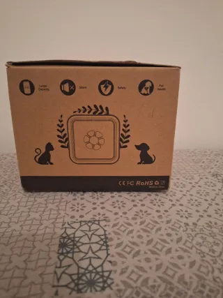 Fontana per gatti in plastica