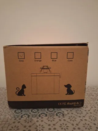 Fontana per gatti in plastica