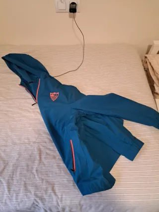 Cortavientos Sevilla FC Castore Azul